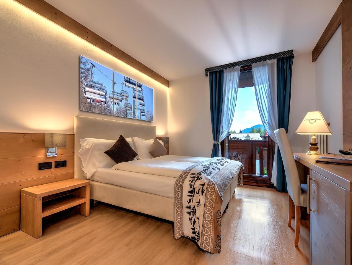 Hotel Caminetto โฟลการีดา ภายนอก รูปภาพ