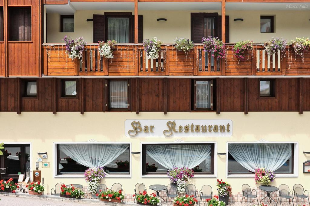 Hotel Caminetto โฟลการีดา ภายนอก รูปภาพ